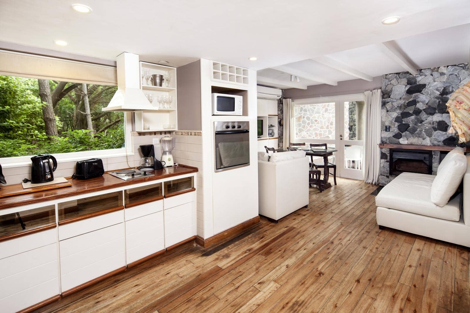 cocina de apart Runa Moraira mar de las pampas